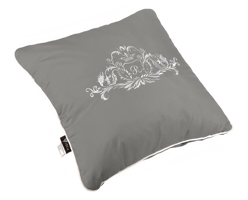 Подушка декоративная IDEIA ROYAL с вышивкой 45х45 см (8-11131*002)